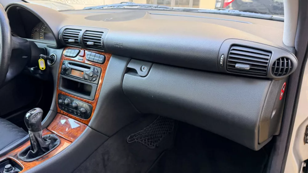 Mercedes-Benz Class C 180 Elegance - photo 5