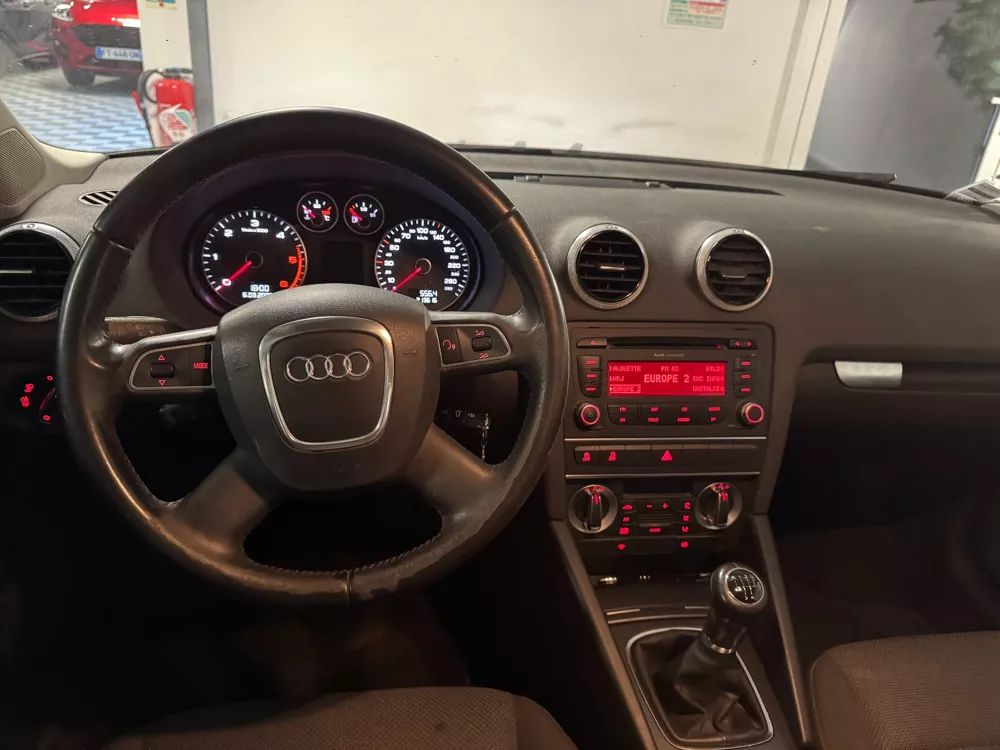Audi A3 A3 Sportback 1.6 TDI 105 DPF Design Edition - photo 6