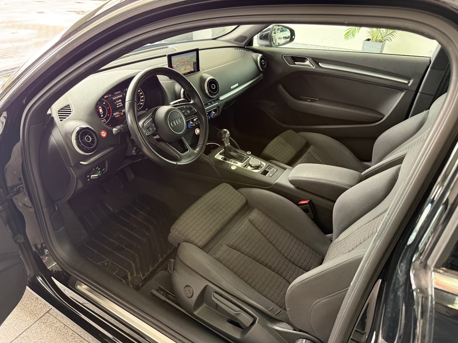 Audi A3 2.0 TDI SPORT - photo 9