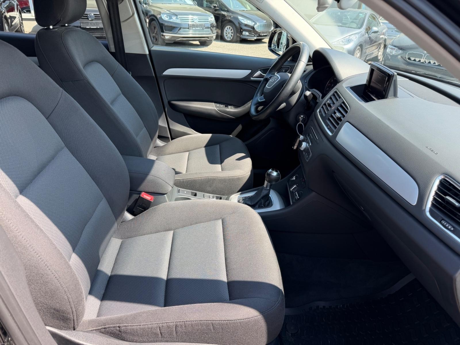 Audi Q3 1.4 TFSI DSG LED MMI sport - photo 12