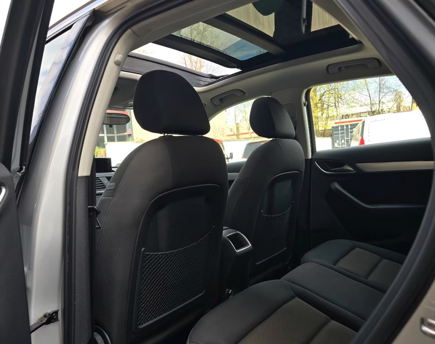 Audi Q3 2.0 TFSI quattro - photo 2