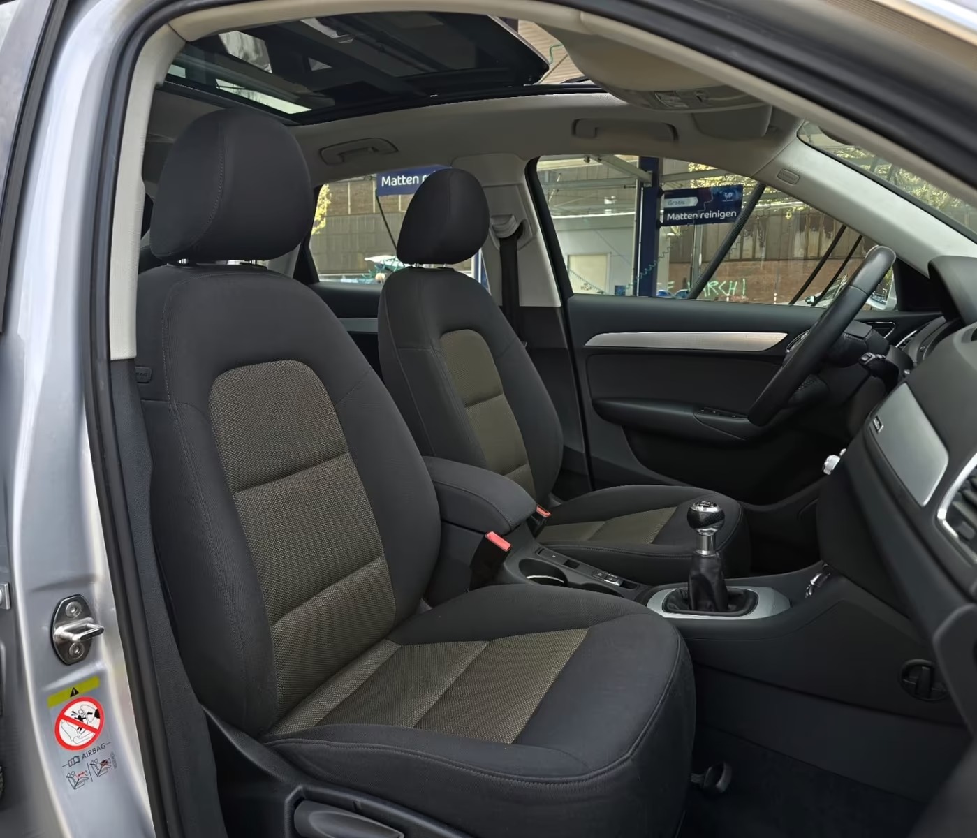 Audi Q3 2.0 TFSI quattro - photo 6