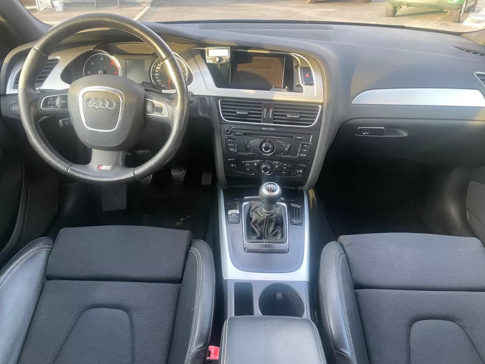 Audi Break A4 Avant 2.0 TDI 143 DPF S line - photo 8