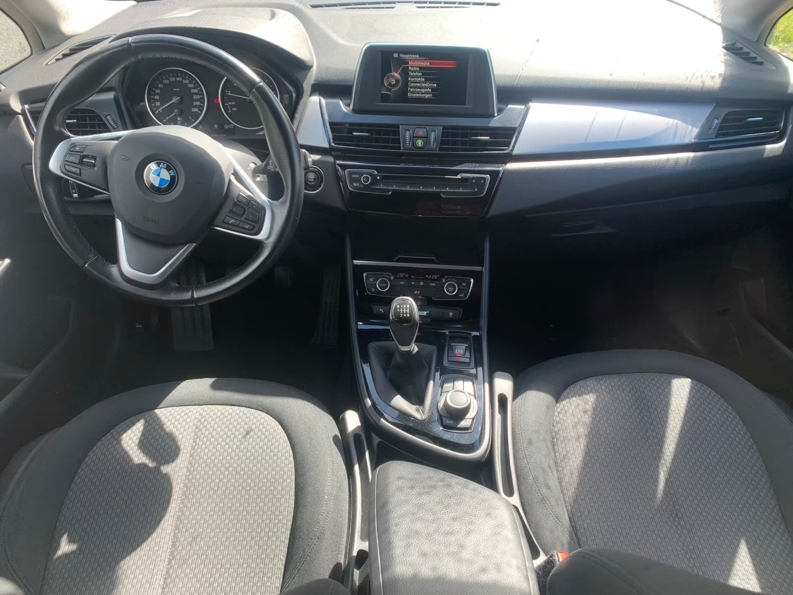 BMW 218 218i Active Tourer - photo 3