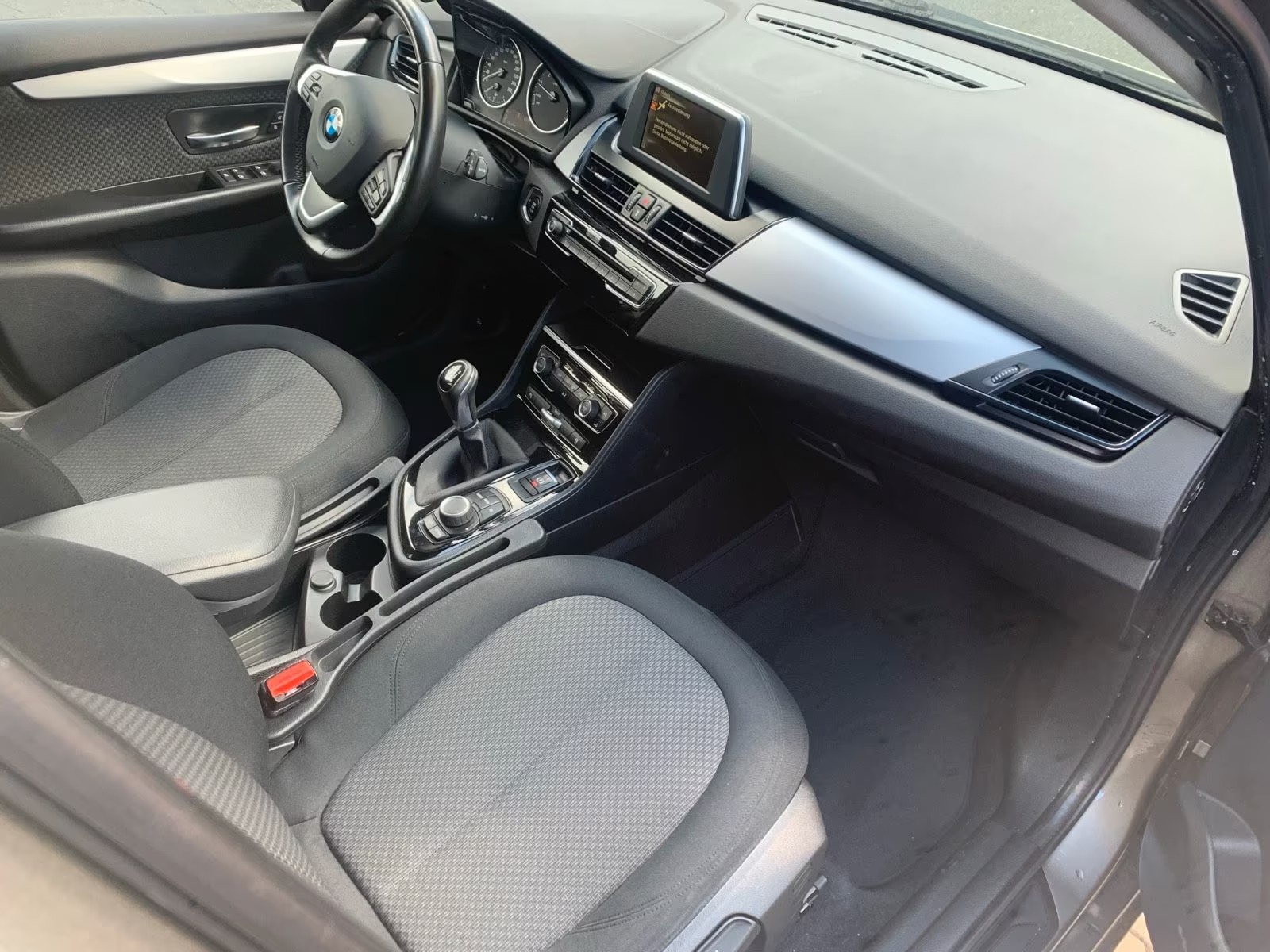 BMW 218 218i Active Tourer - photo 4