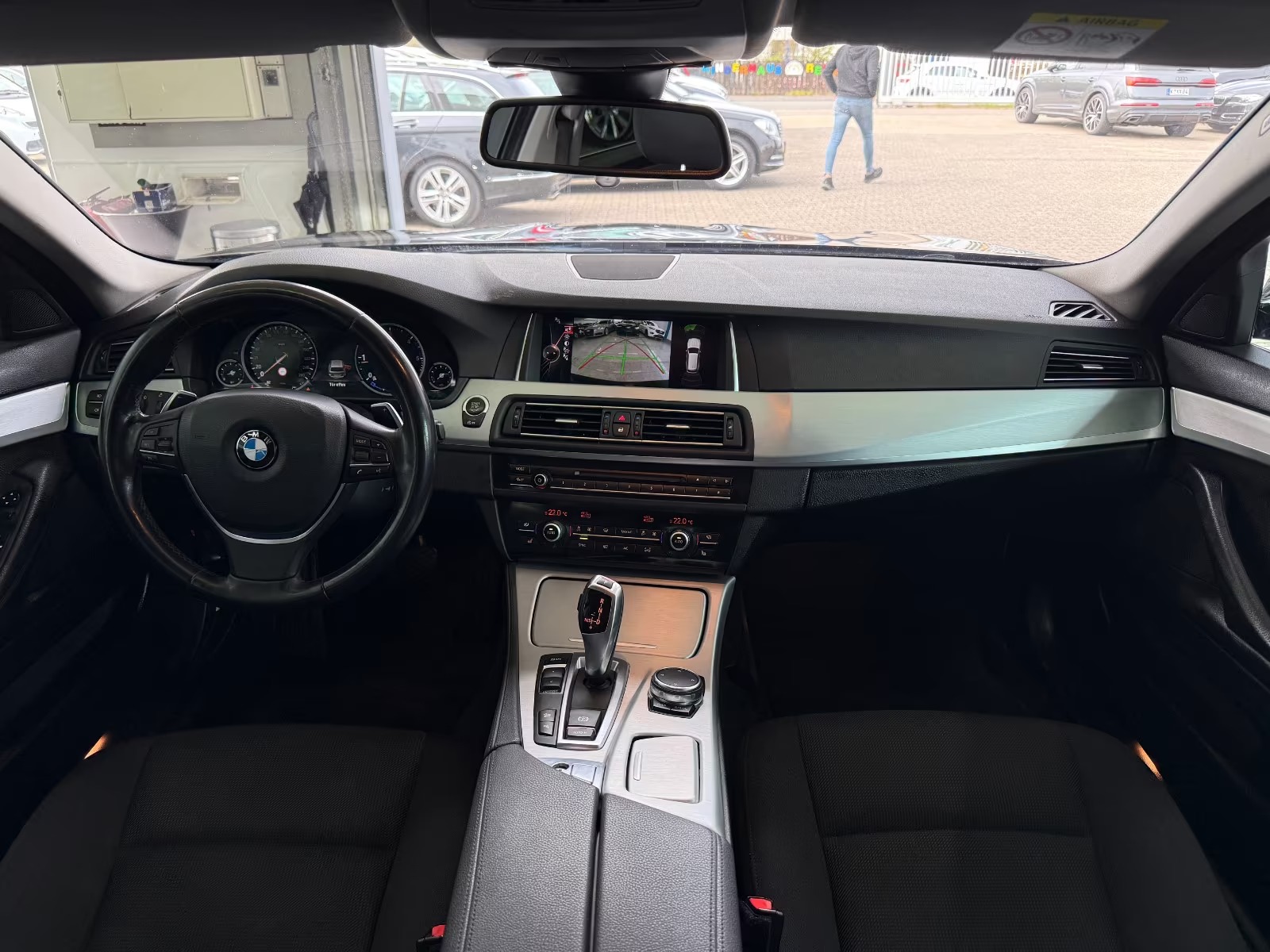 BMW 520 d xDrive SPORT-ED - photo 3