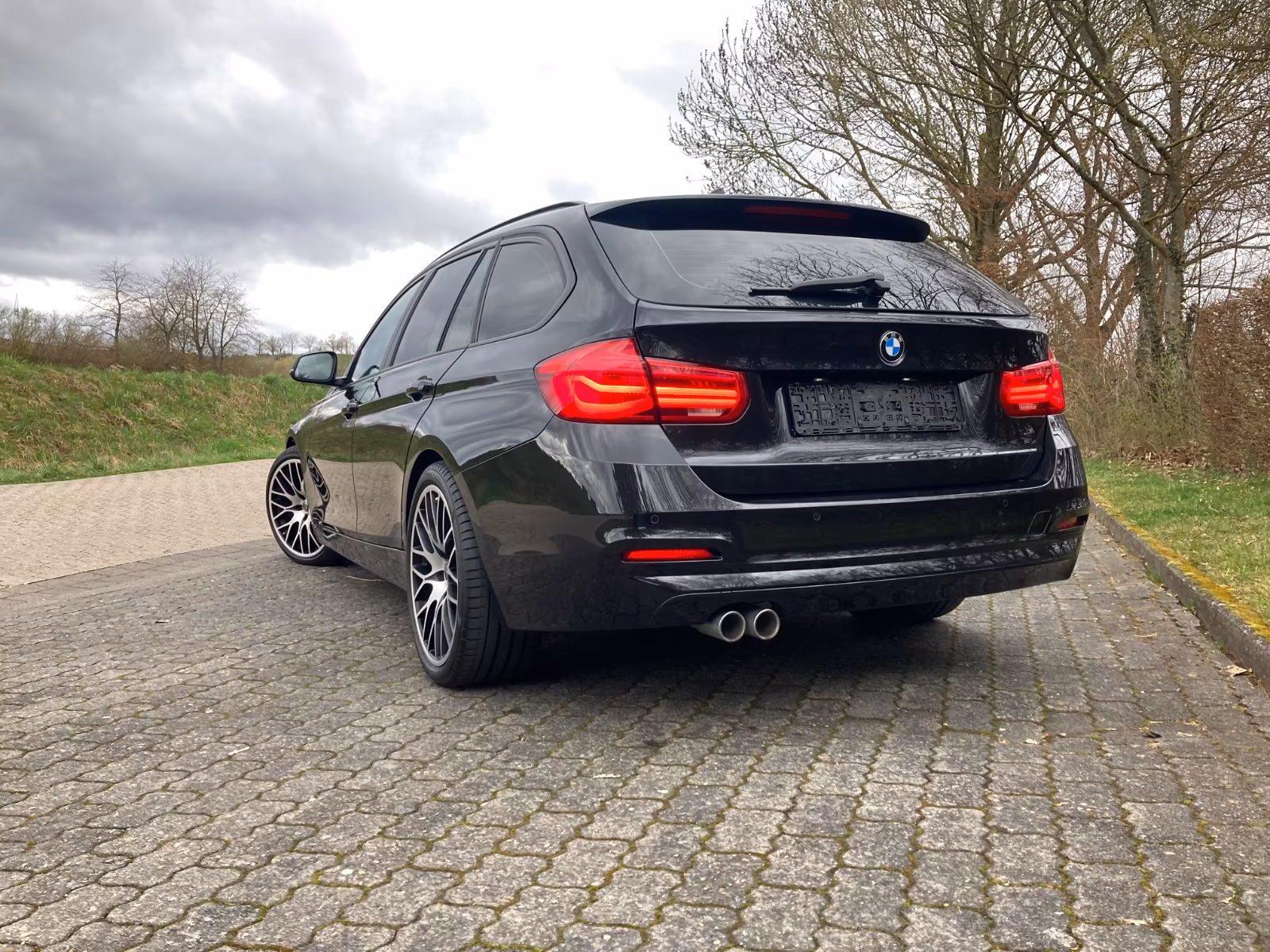 BMW 320d Touring 320d Efficient Dynamics Steptronic - photo 5