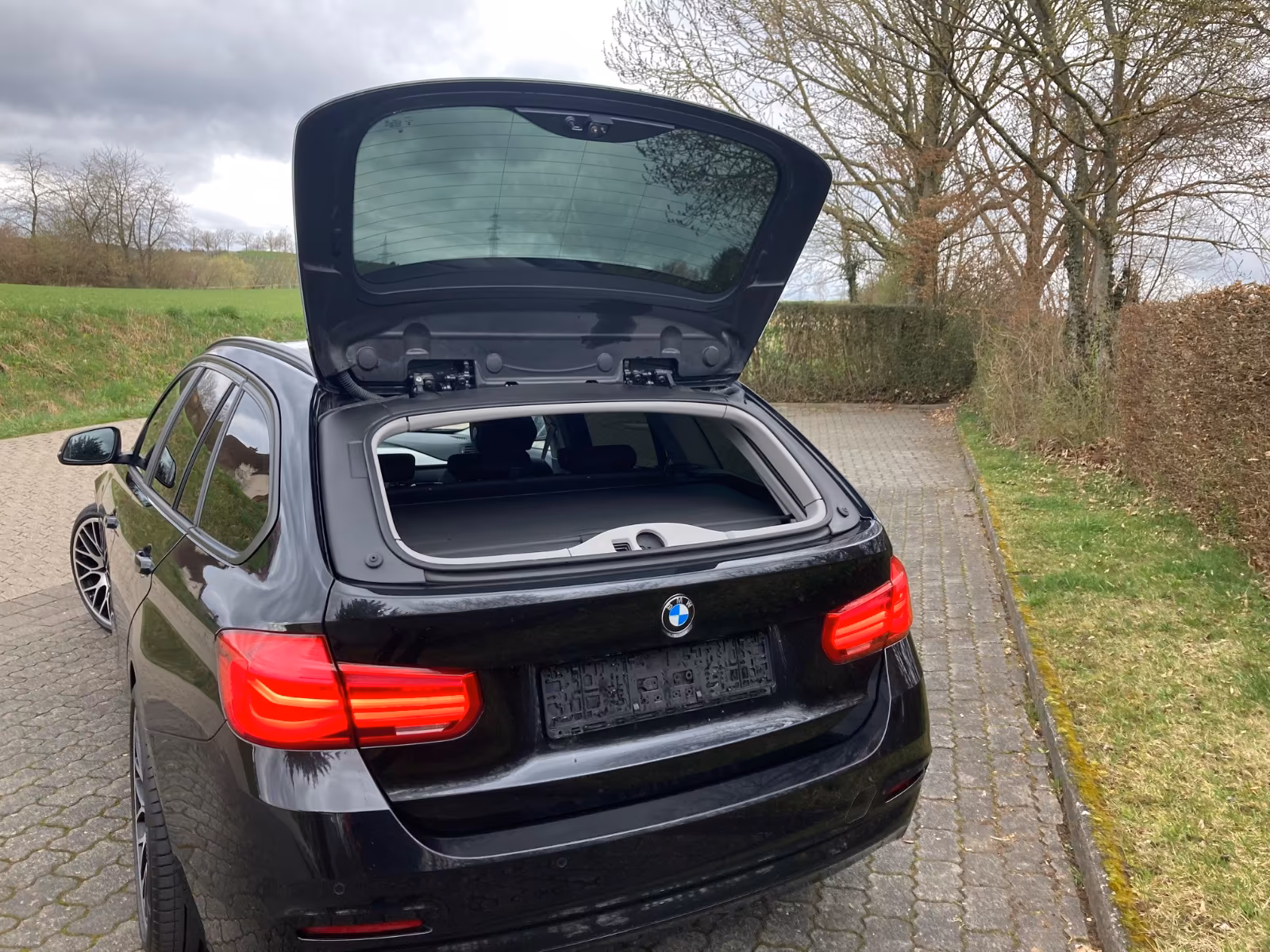 BMW 320d Touring 320d Efficient Dynamics Steptronic - photo 7