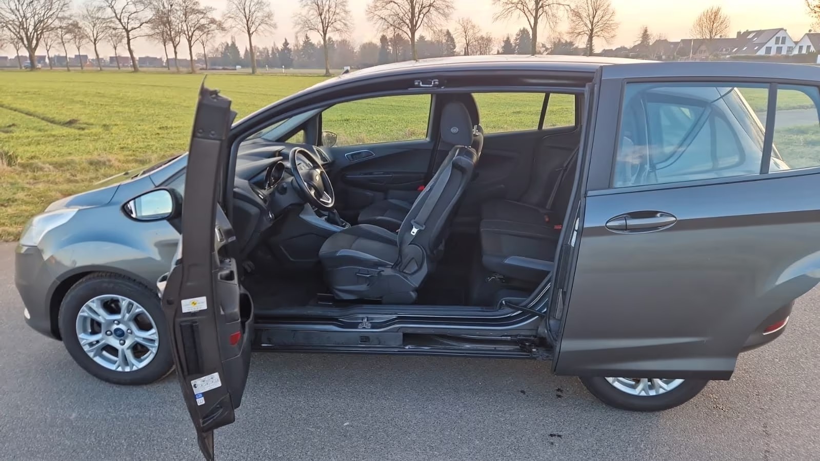 Ford B-Max 1.0 EcoBoost - photo 7