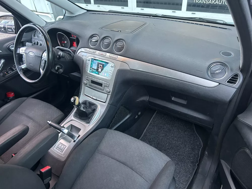 Ford Galaxy Galaxy II 2.0 145 Flexifuel Trend - photo 6