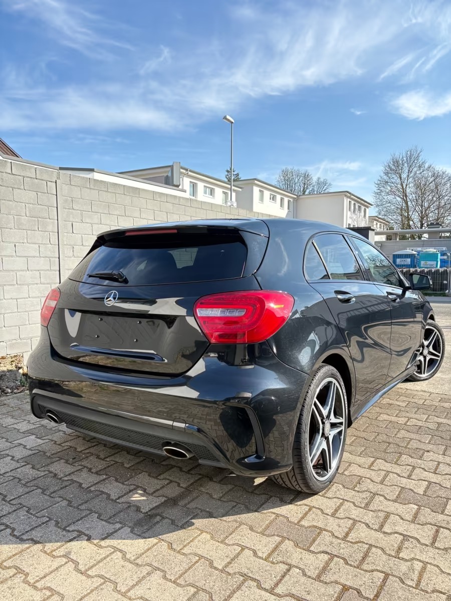 Mercedes-Benz A 200 Ligne AMG Nuit - photo 6