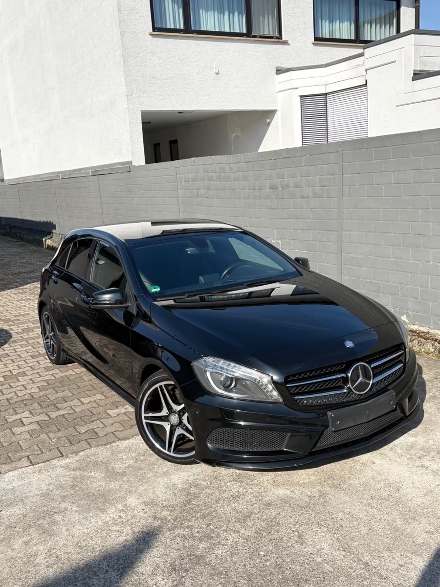 Mercedes-Benz A 200 Ligne AMG Nuit - photo 11