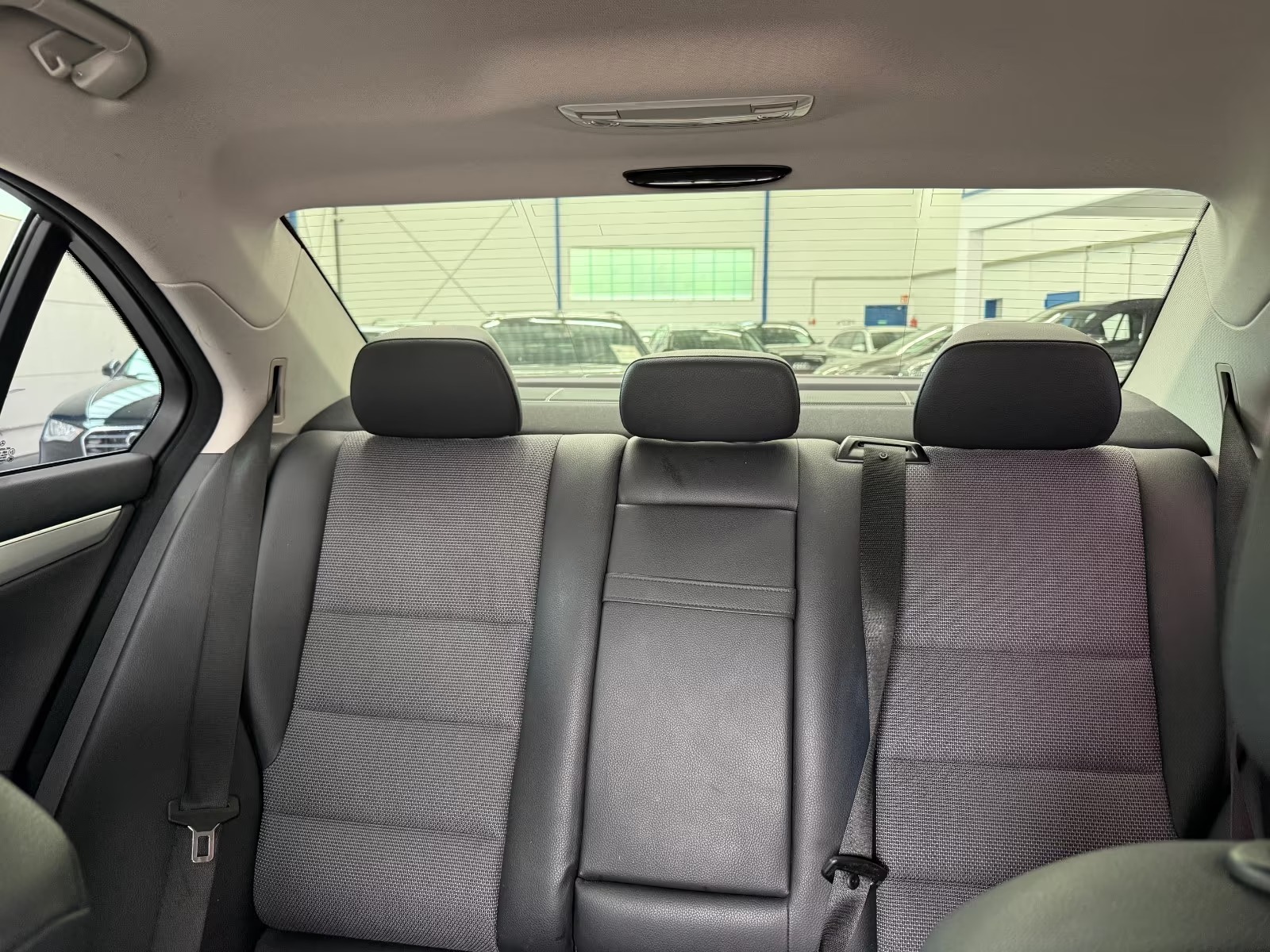 Mercedes-Benz C 220 AVANT-GARDE