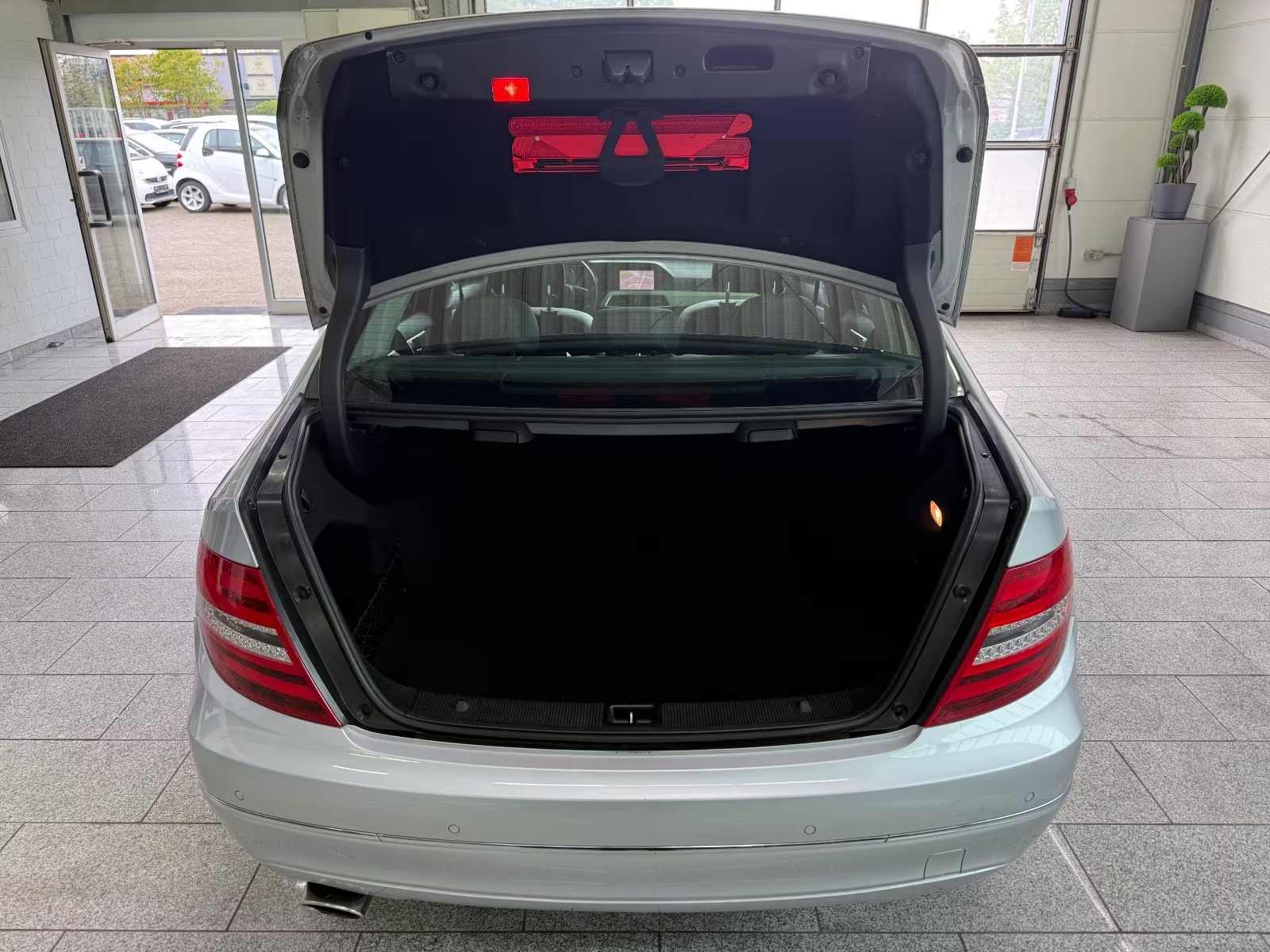 Mercedes-Benz C 220 AVANT-GARDE - photo 6