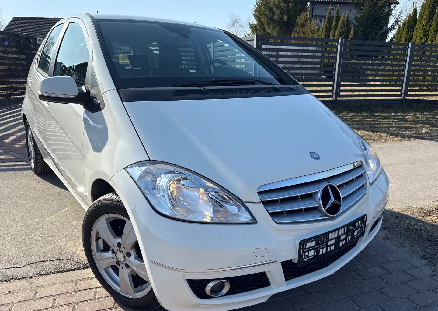 Mercedes-Benz Classe A 180 Autotronic Avantgarde Édition Spéciale - photo 3