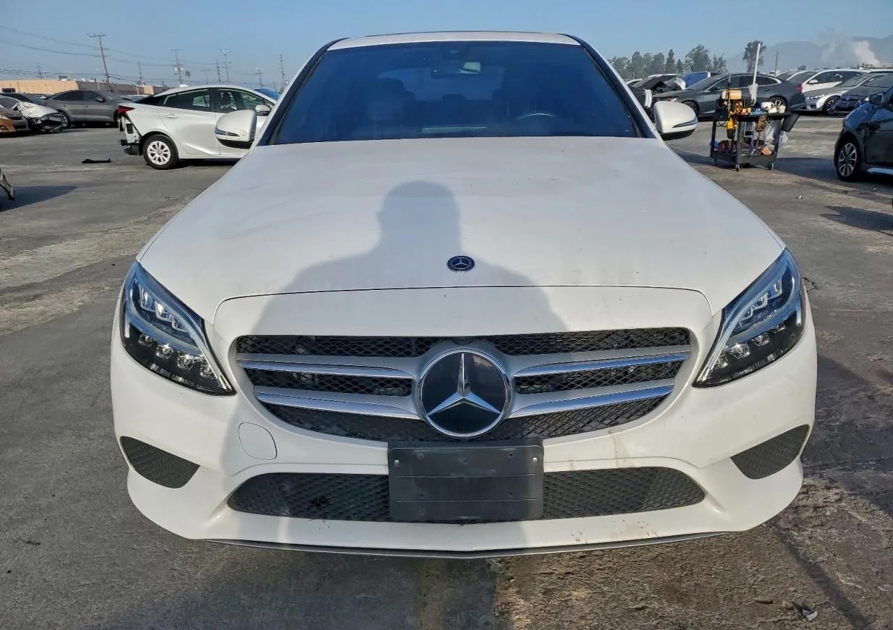 Mercedes-Benz Classe C 300 4Matic 9G-TRONIC Exclusive - photo 5