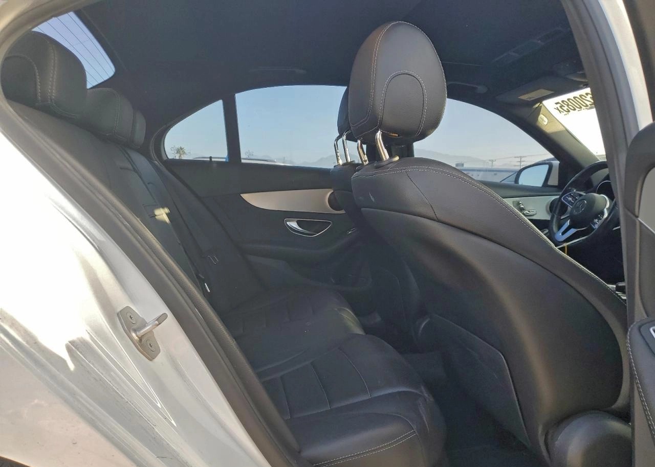 Mercedes-Benz Classe C 300 4Matic 9G-TRONIC Exclusive - photo 9