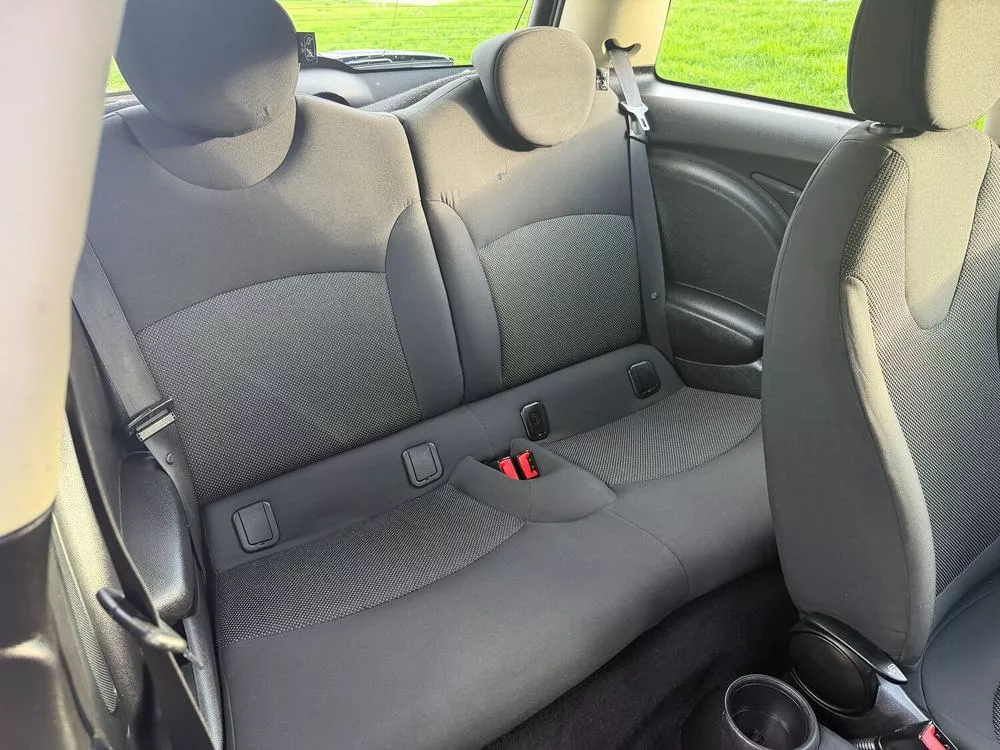 Mini One D Hatch D 90 ch One - photo 3