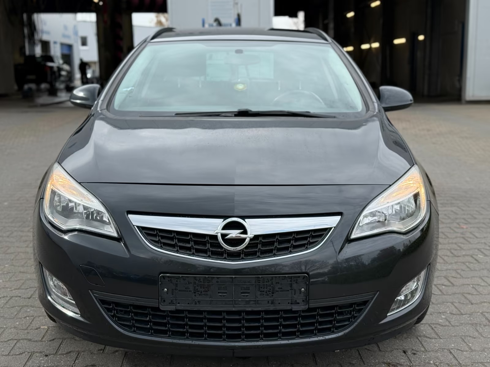 Opel Astra J Sports Tourer - photo 15