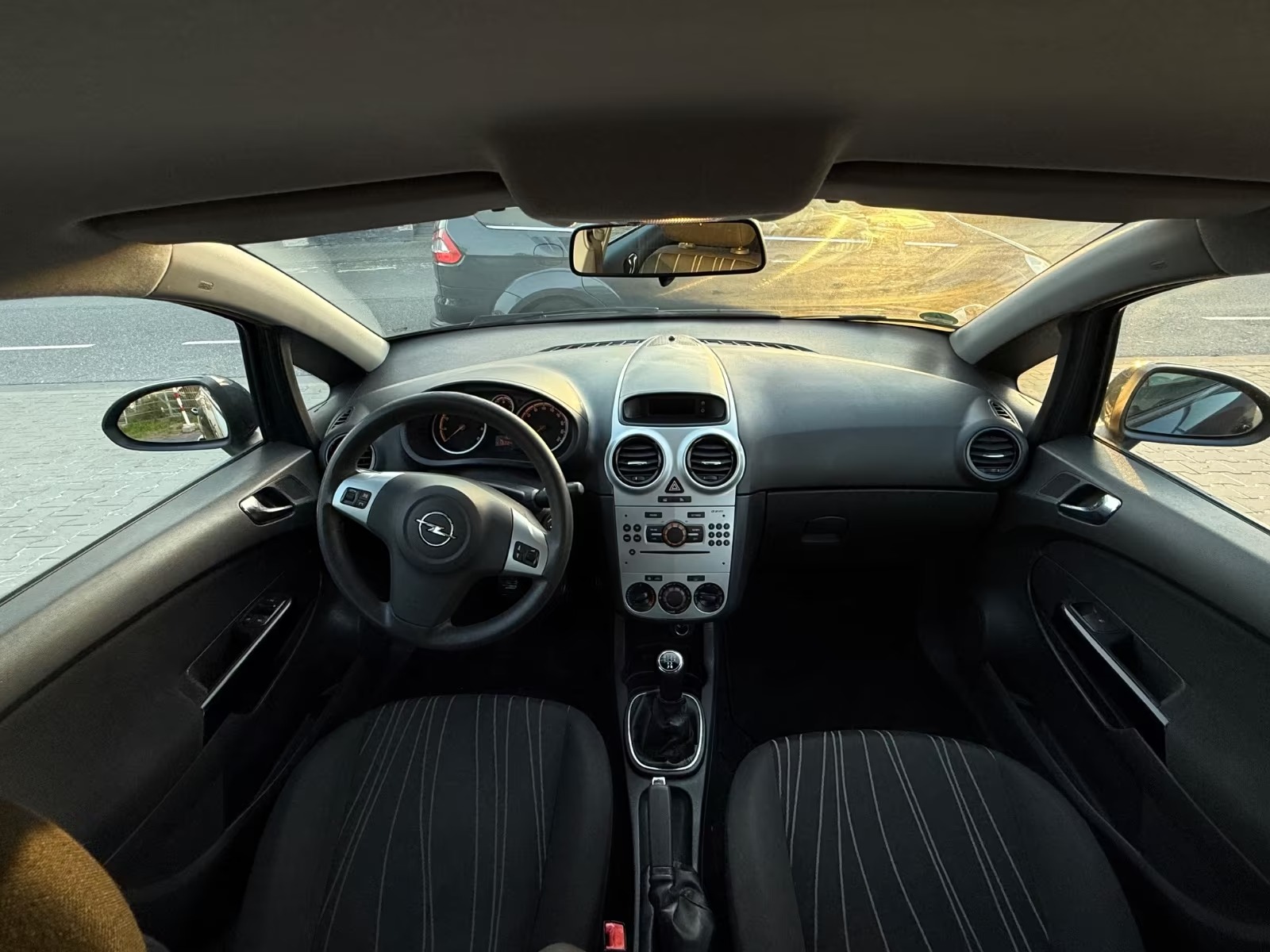 Opel Corsa Base D - photo 2