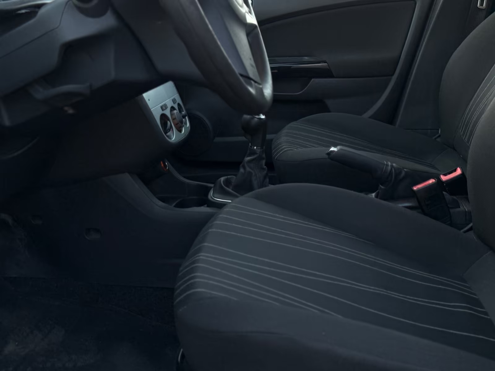 Opel Corsa Base D - photo 5