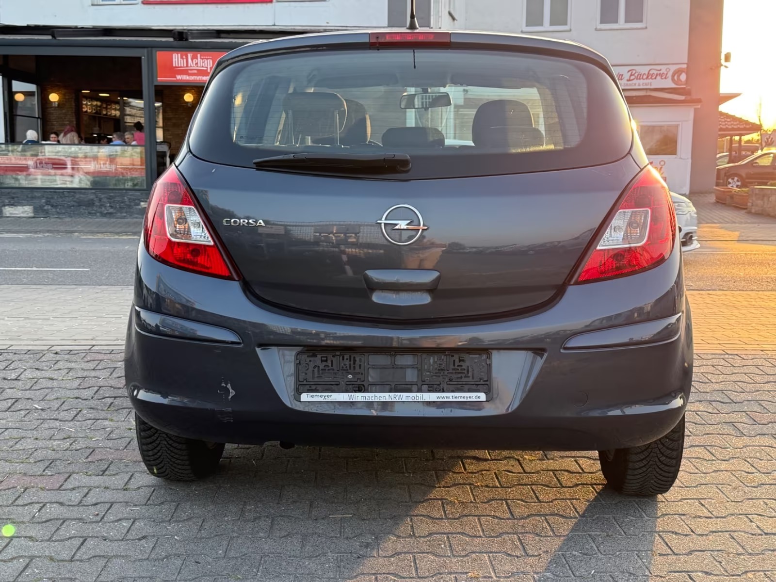 Opel Corsa Base D - photo 8