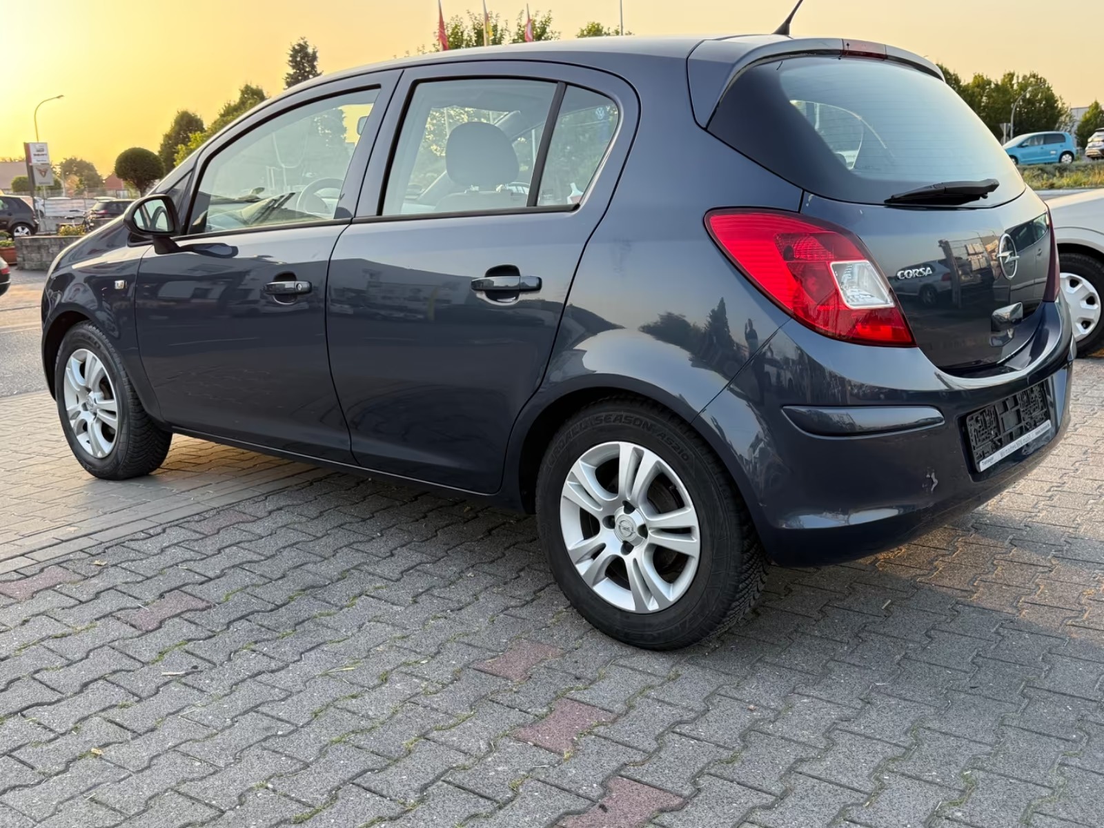 Opel Corsa Base D - photo 12