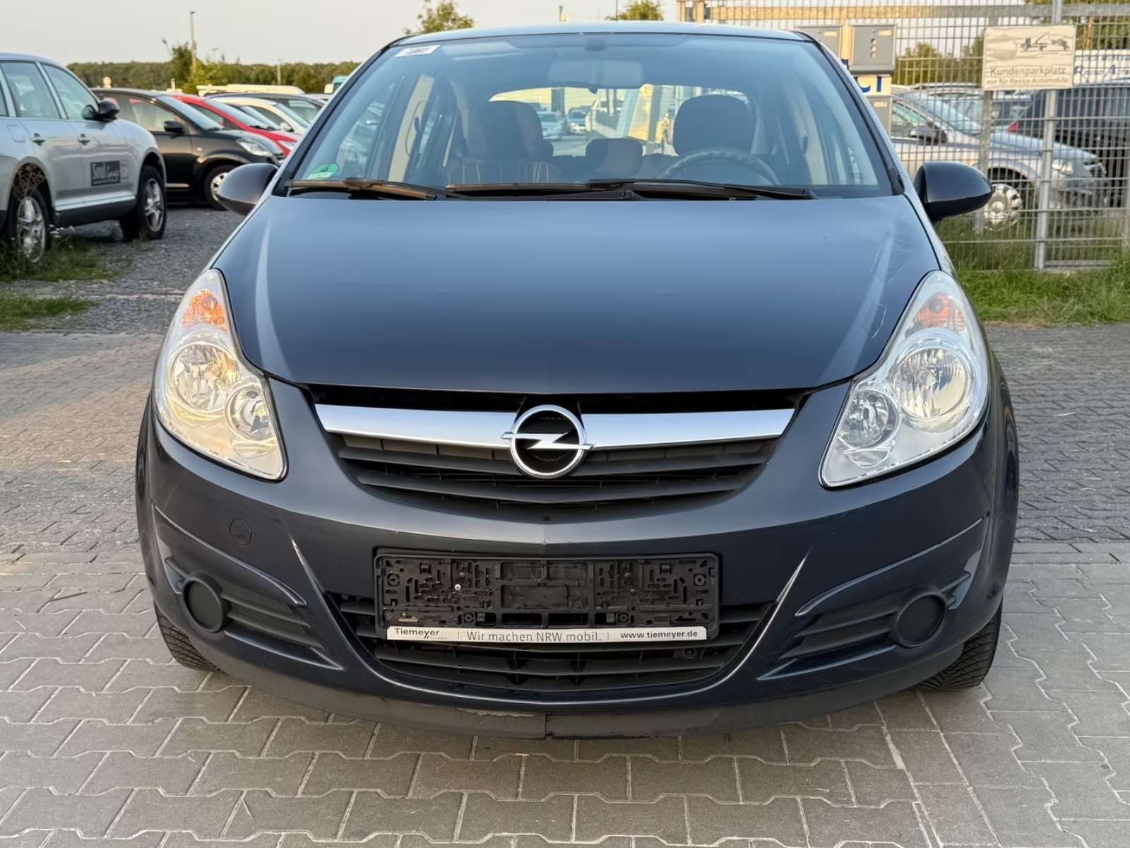 Opel Corsa Base D - photo 14