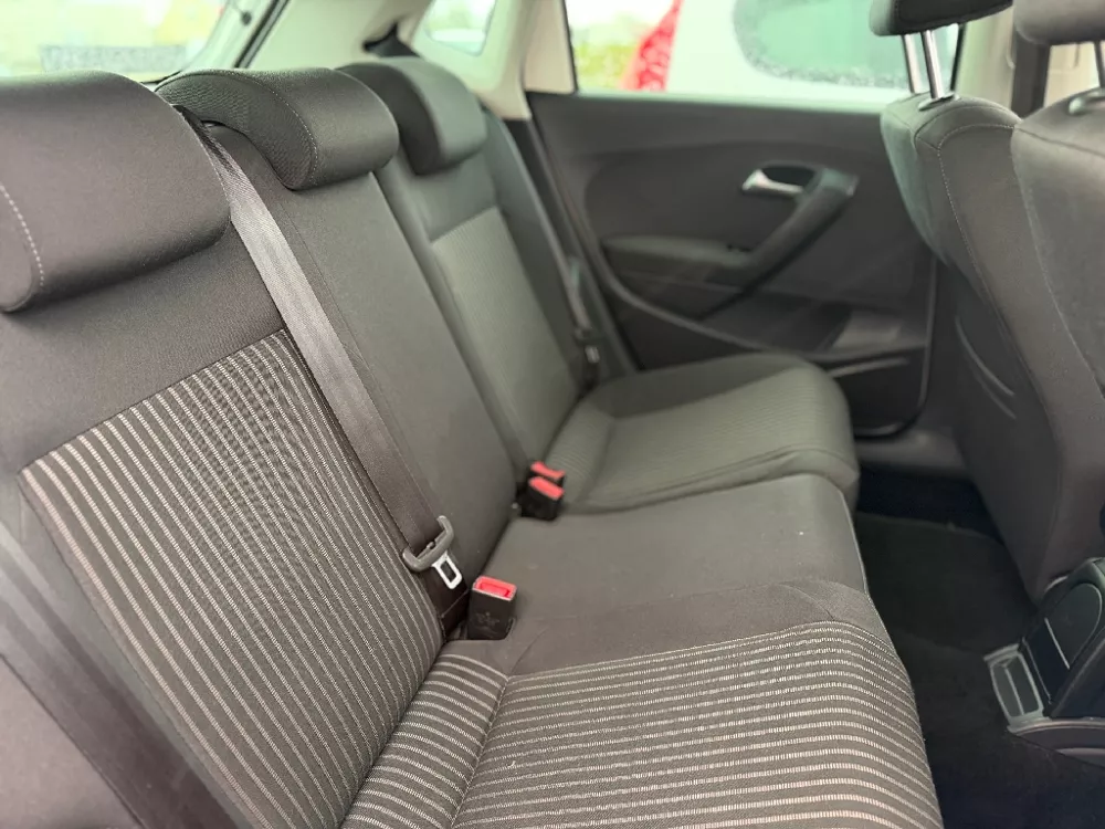 Volkswagen Polo 1.6 TDI 90 CR Confortline - photo 4