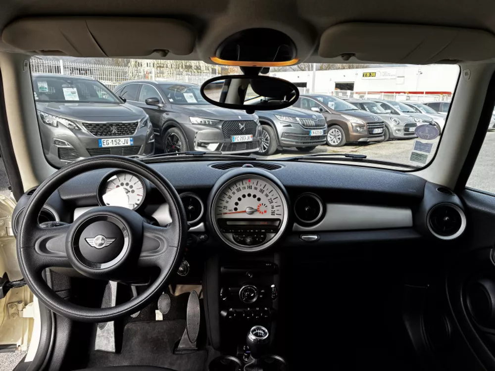 Mini Cooper ONE 98CH - photo 4