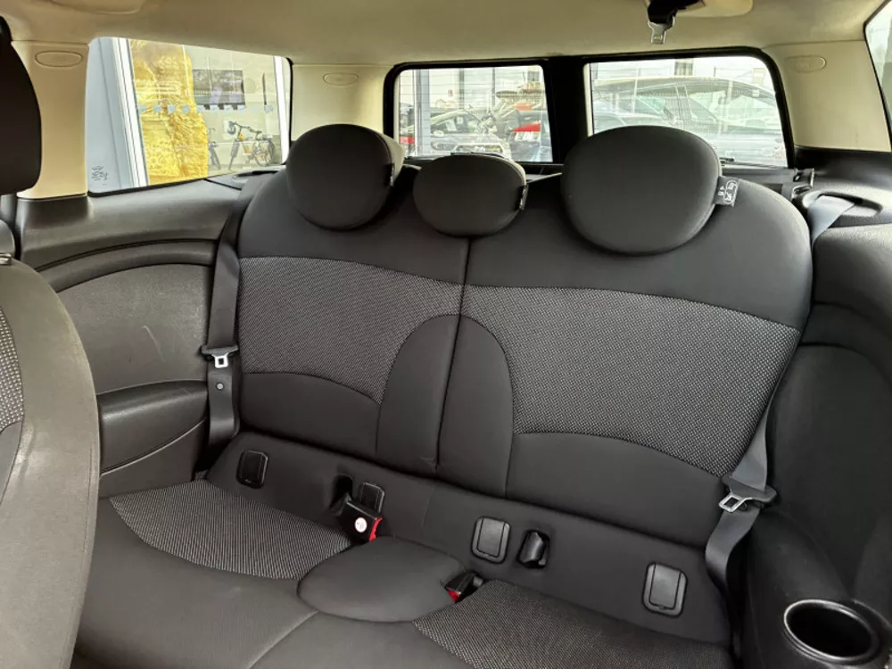 Mini Cooper ONE 98CH - photo 6