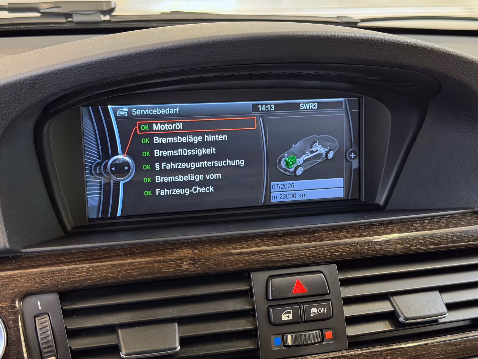 BMW 330 330d 245 ch Steptronic - photo 10