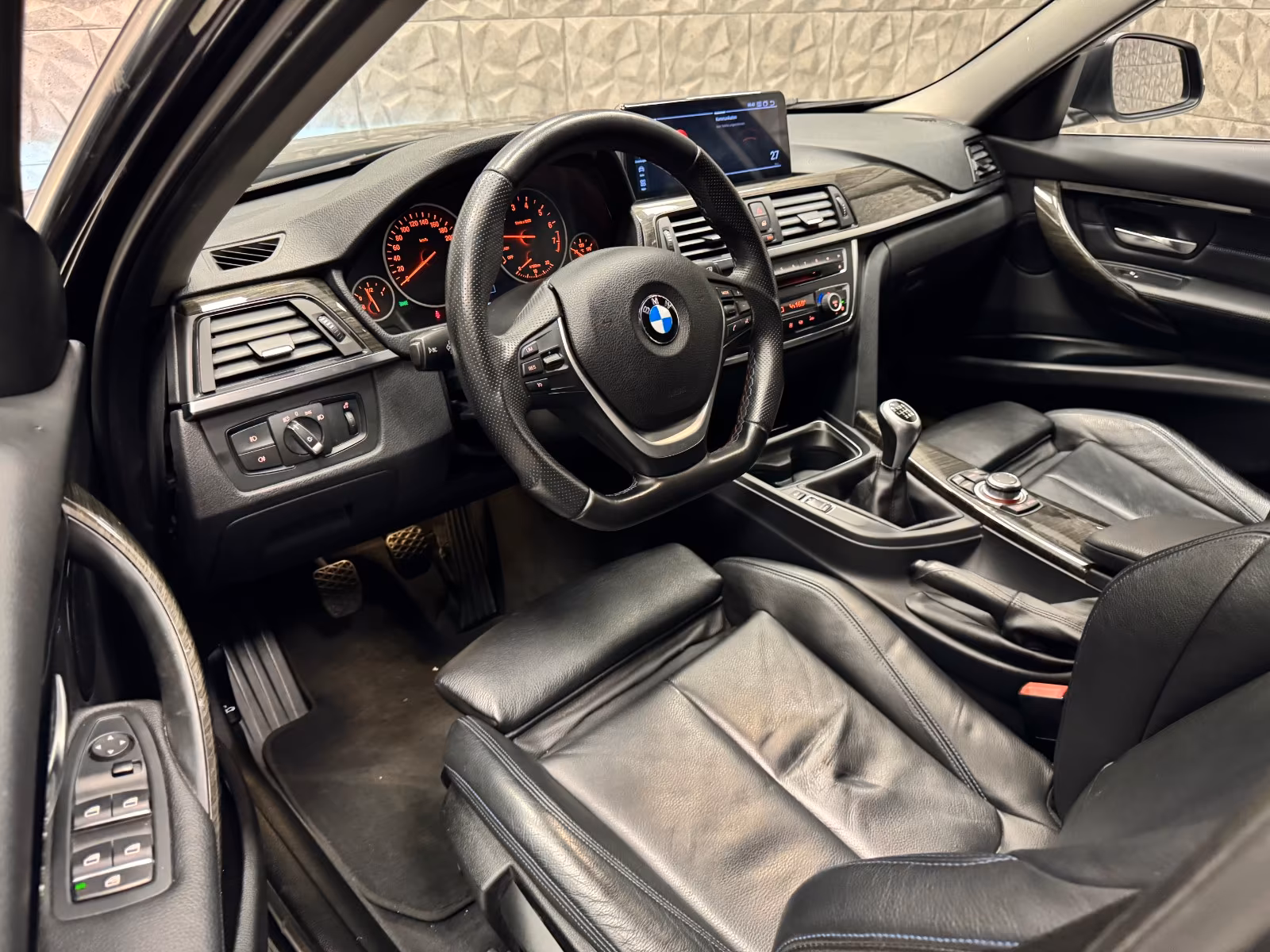 BMW 335i 335i Luxury Line Akrapovic - photo 6